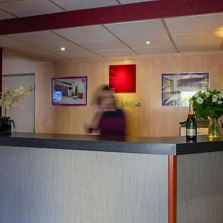 Kyriad Direct Nord Hotell